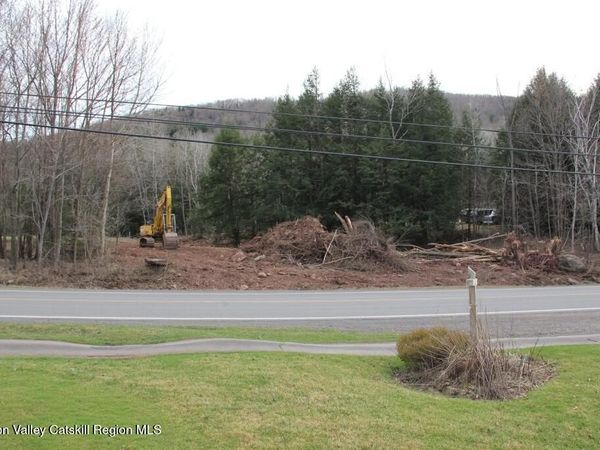 57 South Street, Windham, NY 12496