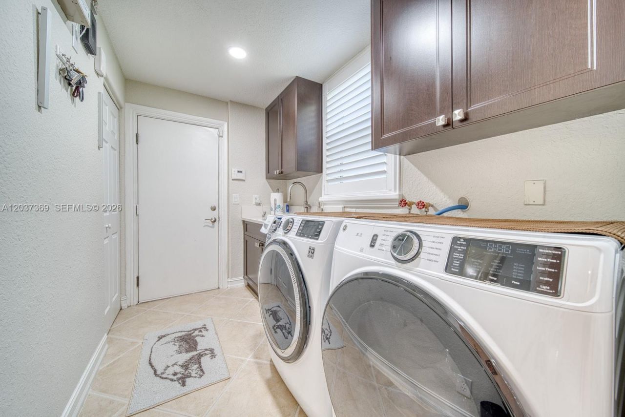 7725 NW 128th Ave, Parkland, FL 33076 Photo
