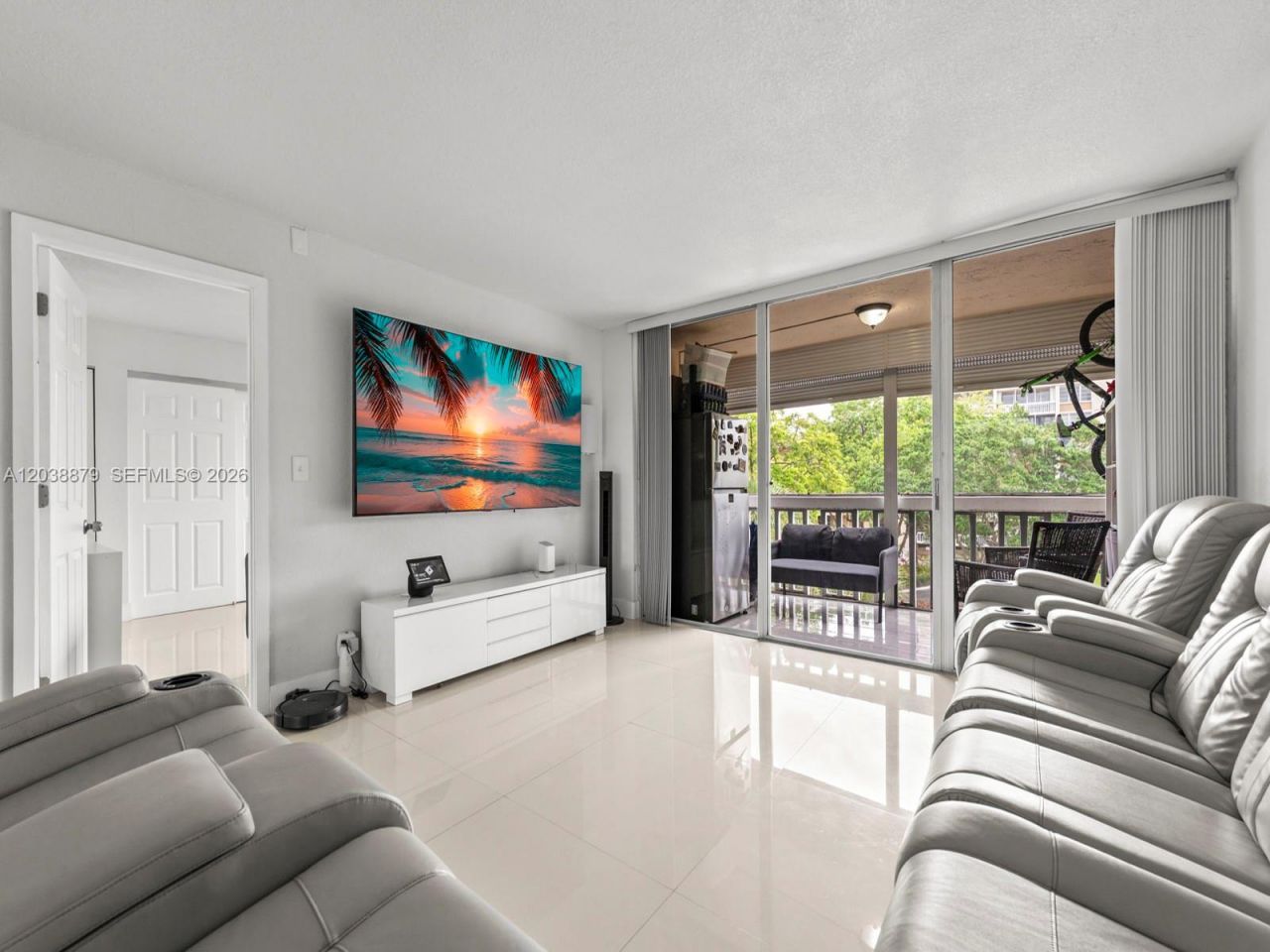 7021 Environ Blvd, Unit 320, Lauderhill, FL 33319 Photo