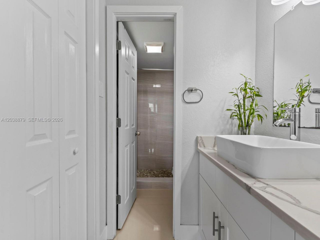 7021 Environ Blvd, Unit 320, Lauderhill, FL 33319 Photo