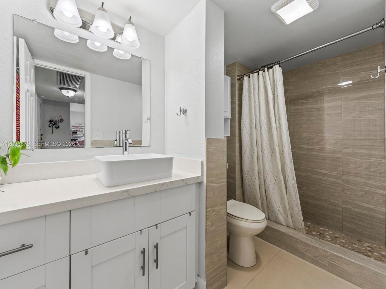 7021 Environ Blvd, Unit 320, Lauderhill, FL 33319 Photo