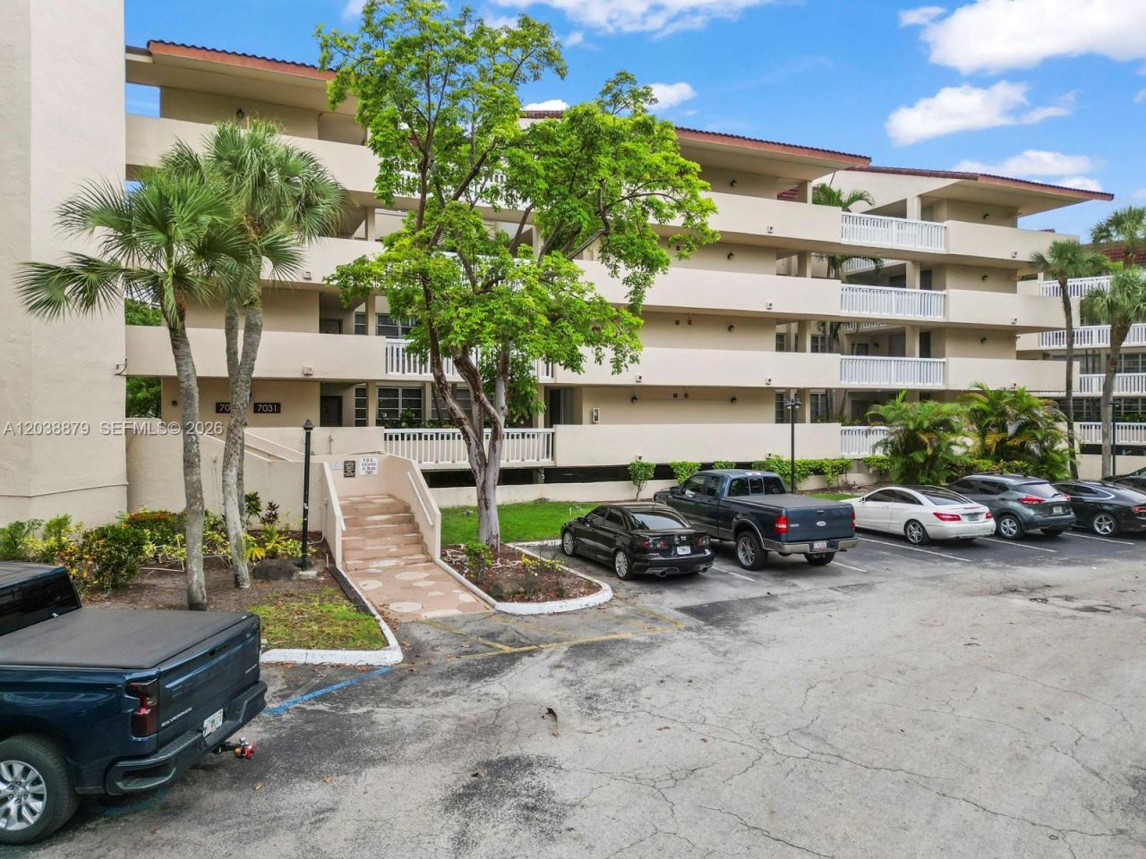 7021 Environ Blvd, Unit 320, Lauderhill, FL 33319 Photo