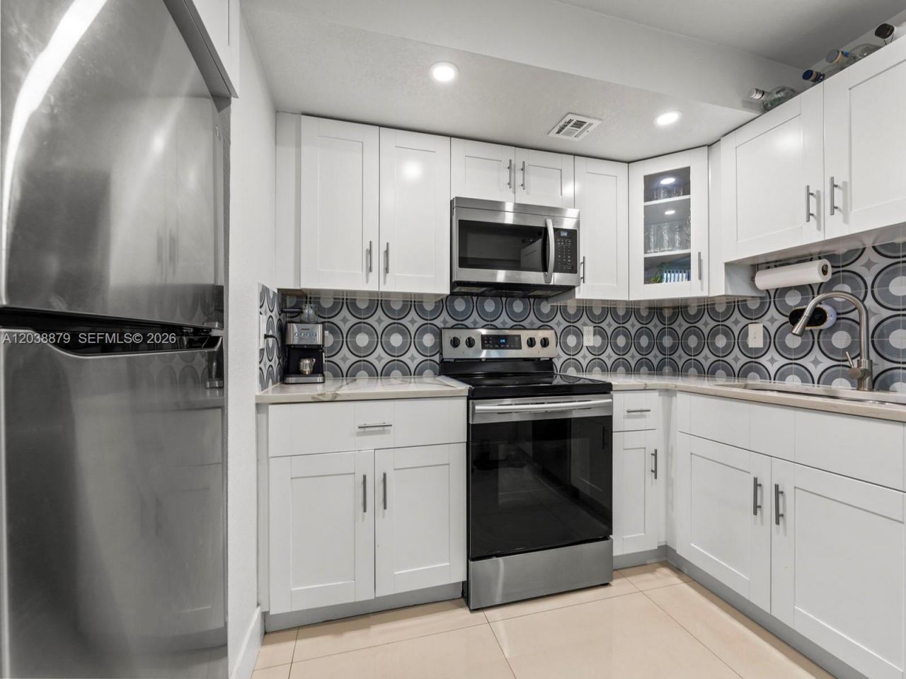 7021 Environ Blvd, Unit 320, Lauderhill, FL 33319 Photo