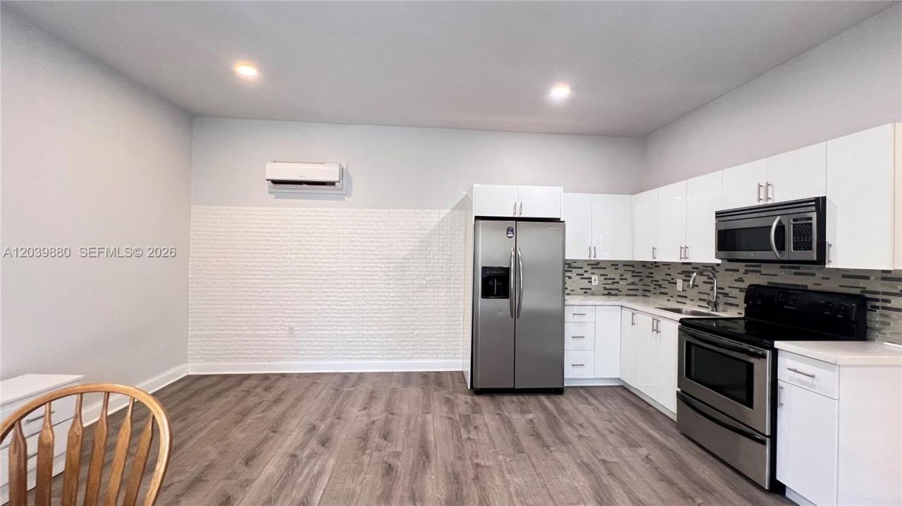 10911 SW 242nd St , Unit B, Homestead, FL 33032 Photo