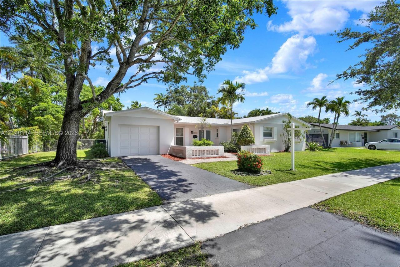 10435 SW 96th St, Miami, FL 33176 Photo