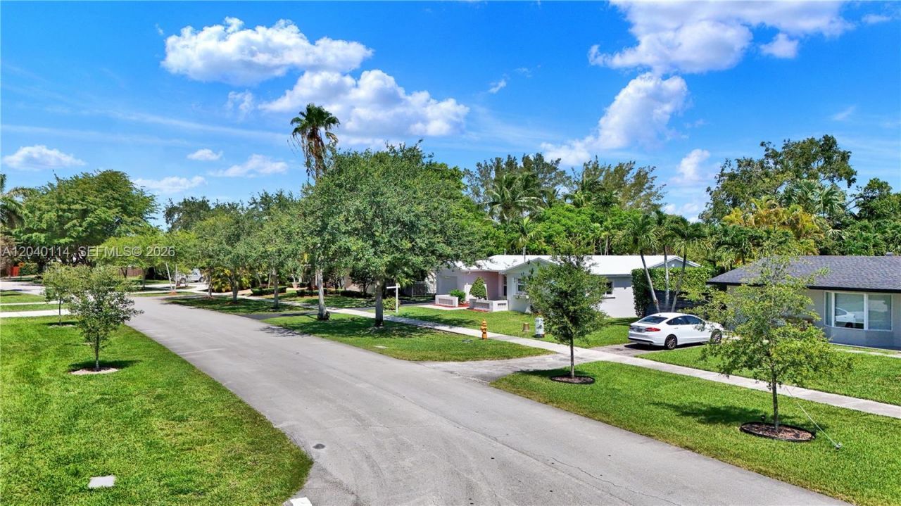 10435 SW 96th St, Miami, FL 33176 Photo