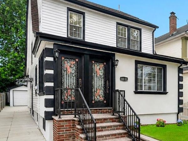 100-33 205th Street , Hollis, NY 11423