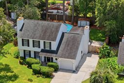 129 Danzid Drive photo 4