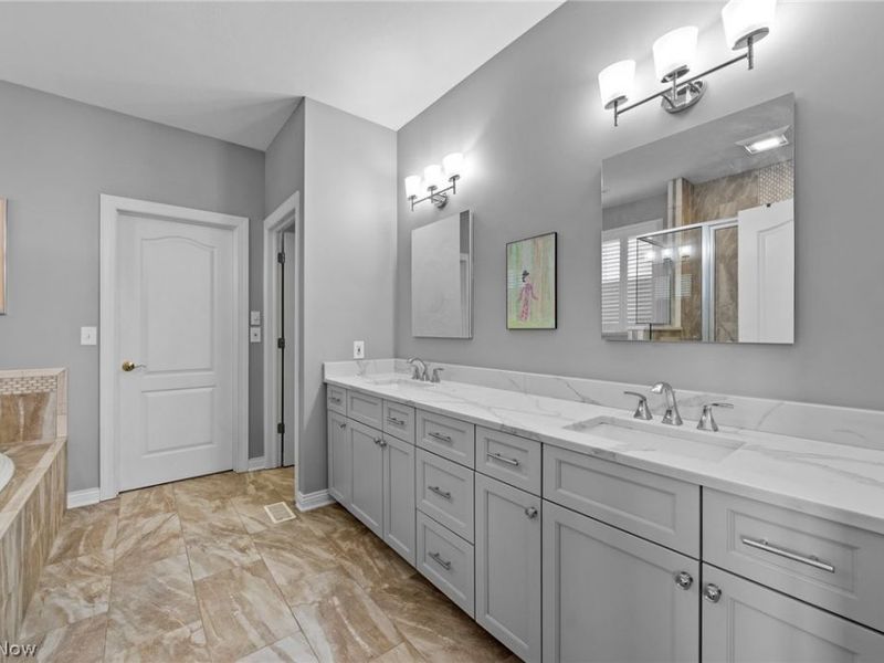 585 Burgess Circle, Aurora, OH 44202 Photo 23