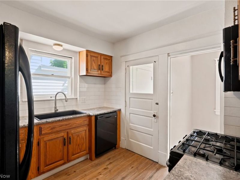 1309 Bellows Street, Akron, OH 44301 Photo 13