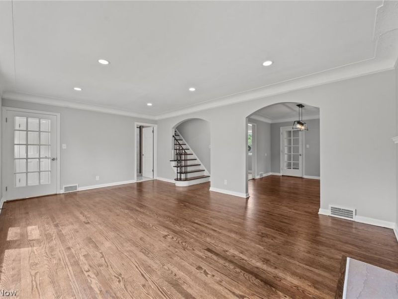 3601 Tullamore Road, University Heights, OH 44118 Photo 9