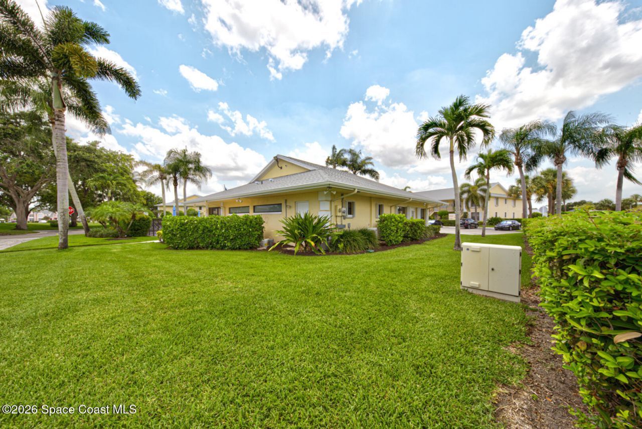 1142 Keystone Drive , Unit F, Jupiter, FL 33458 Photo