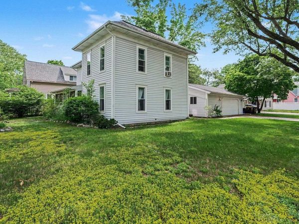 504 Lansing Street S, Mt Pleasant, MI 48858
