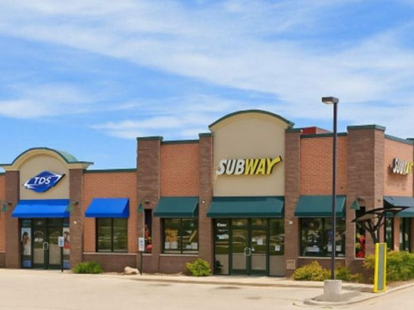 3703-3707 S Taylor DRIVE, Sheboygan, WI 53081