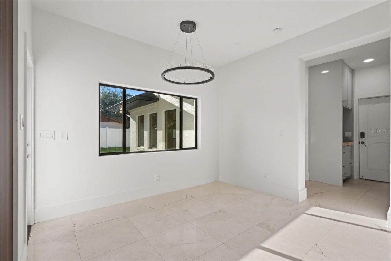 2521 Lake Ellen Drive, Tampa, FL 33618 Photo