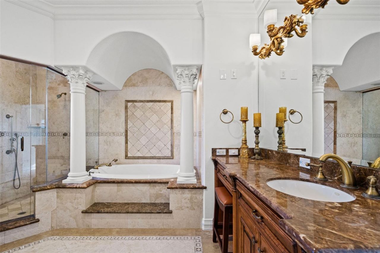 2521 Lake Ellen Drive, Tampa, FL 33618 Photo