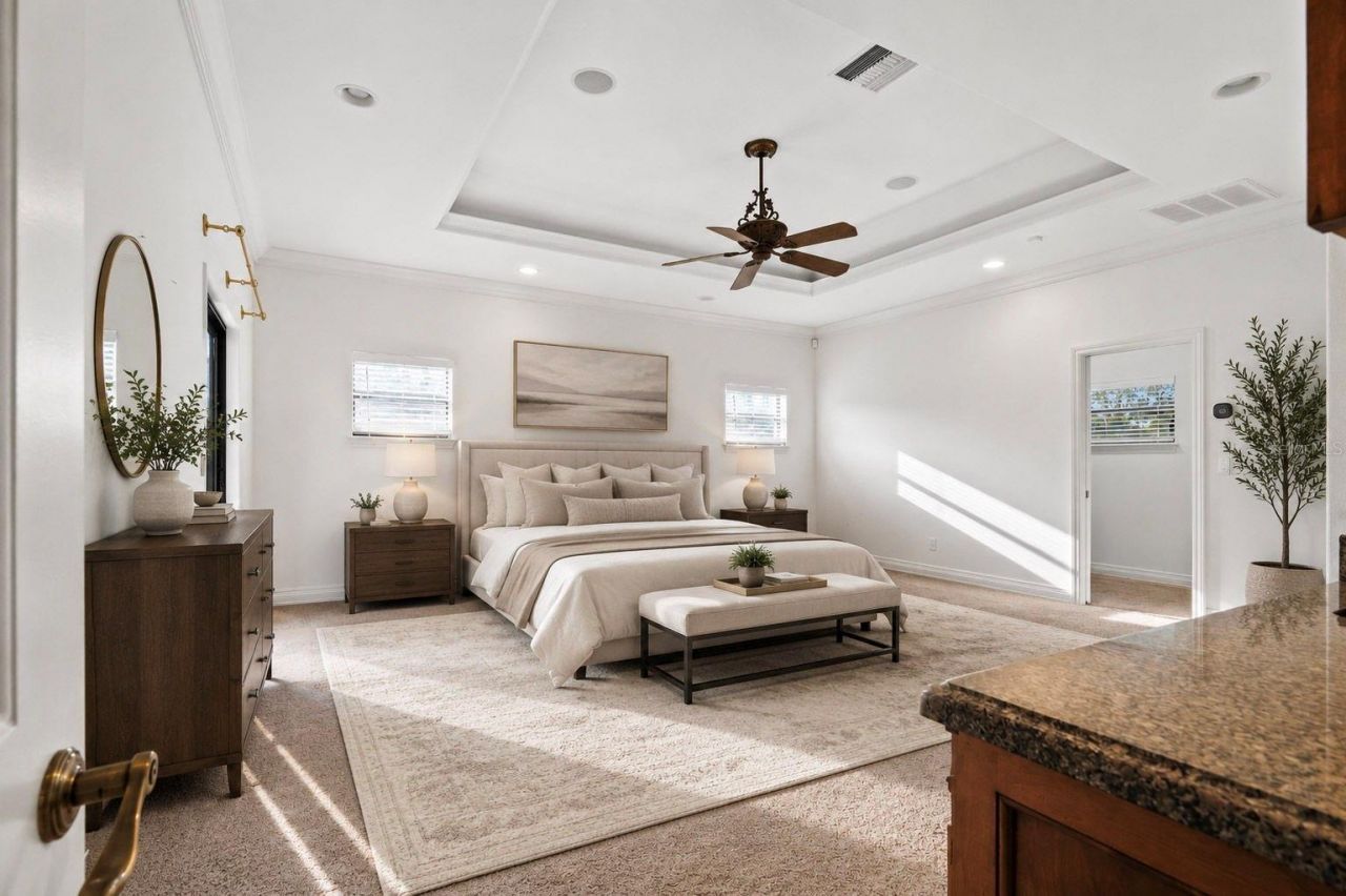 2521 Lake Ellen Drive, Tampa, FL 33618 Photo