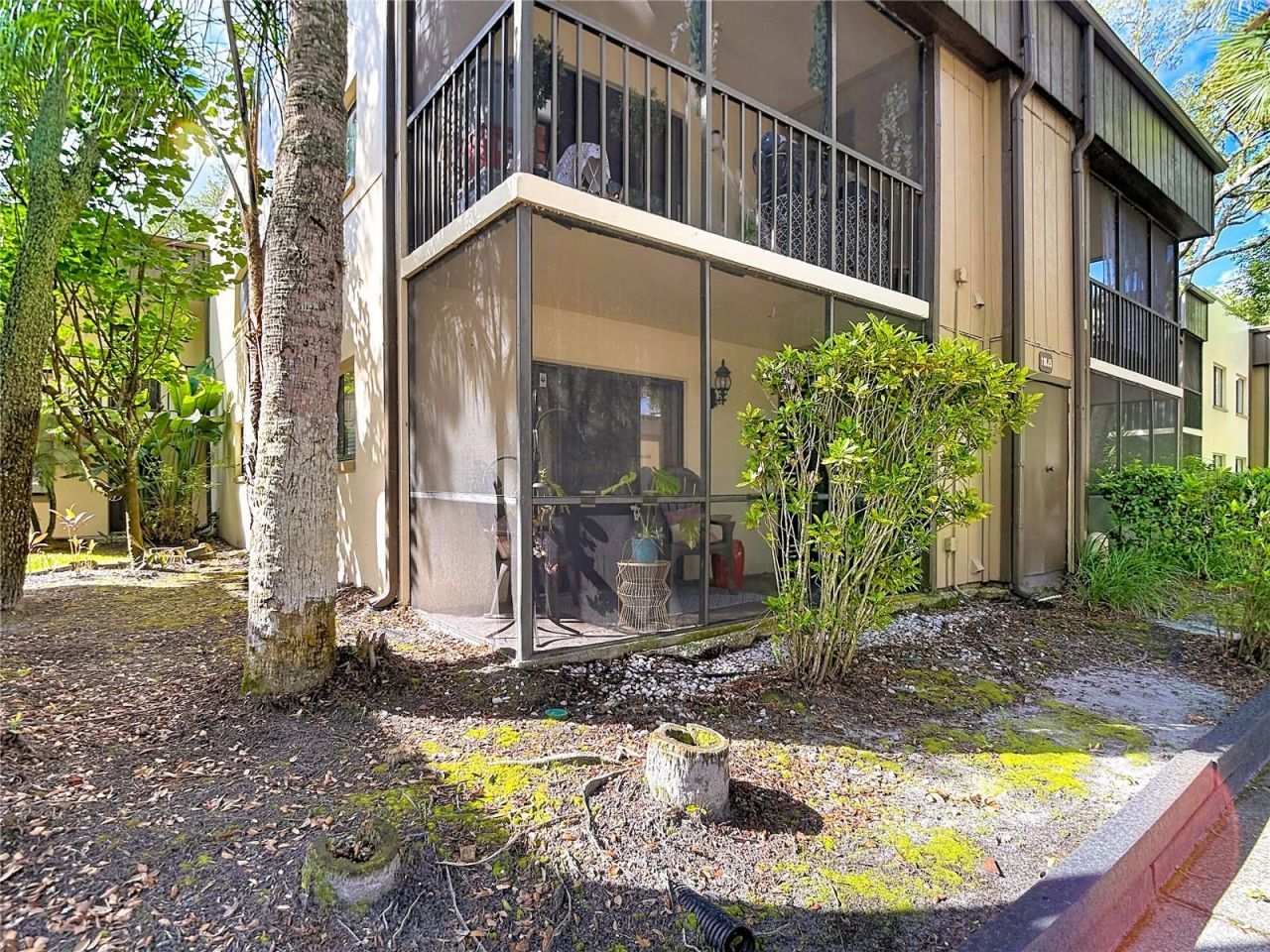11805 Raintree Lake Ln, Unit B, Temple Terrace, FL 33617 Photo