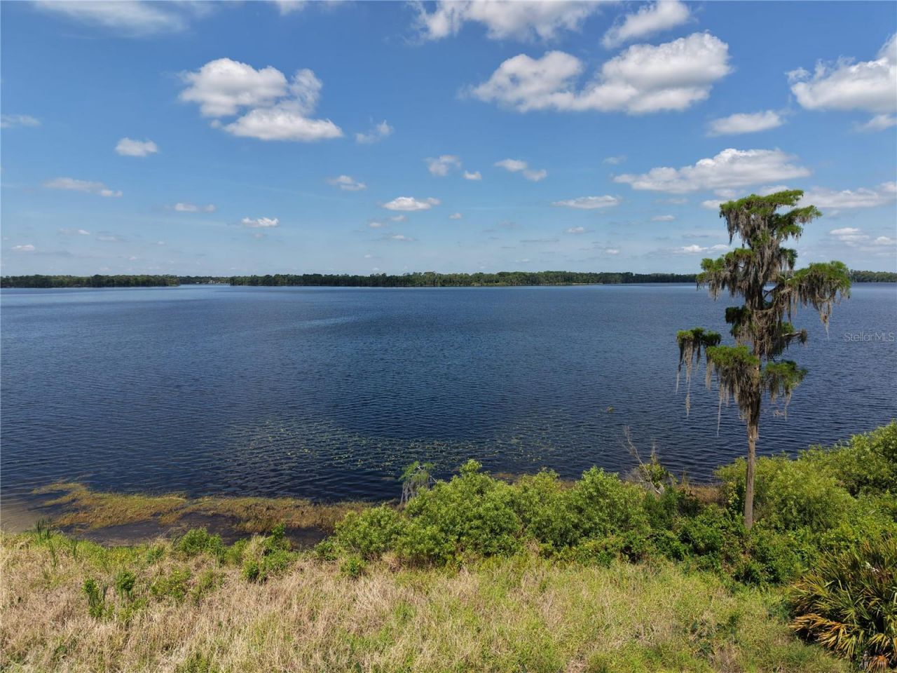 Lake Pickett Rd , Orlando, FL 32820 Photo