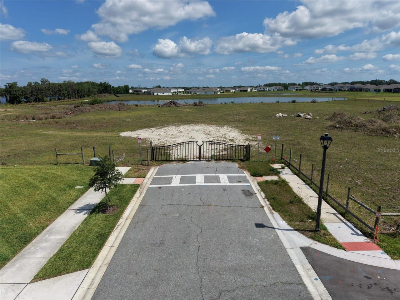 Lake Pickett Rd , Orlando, FL 32820 Photo