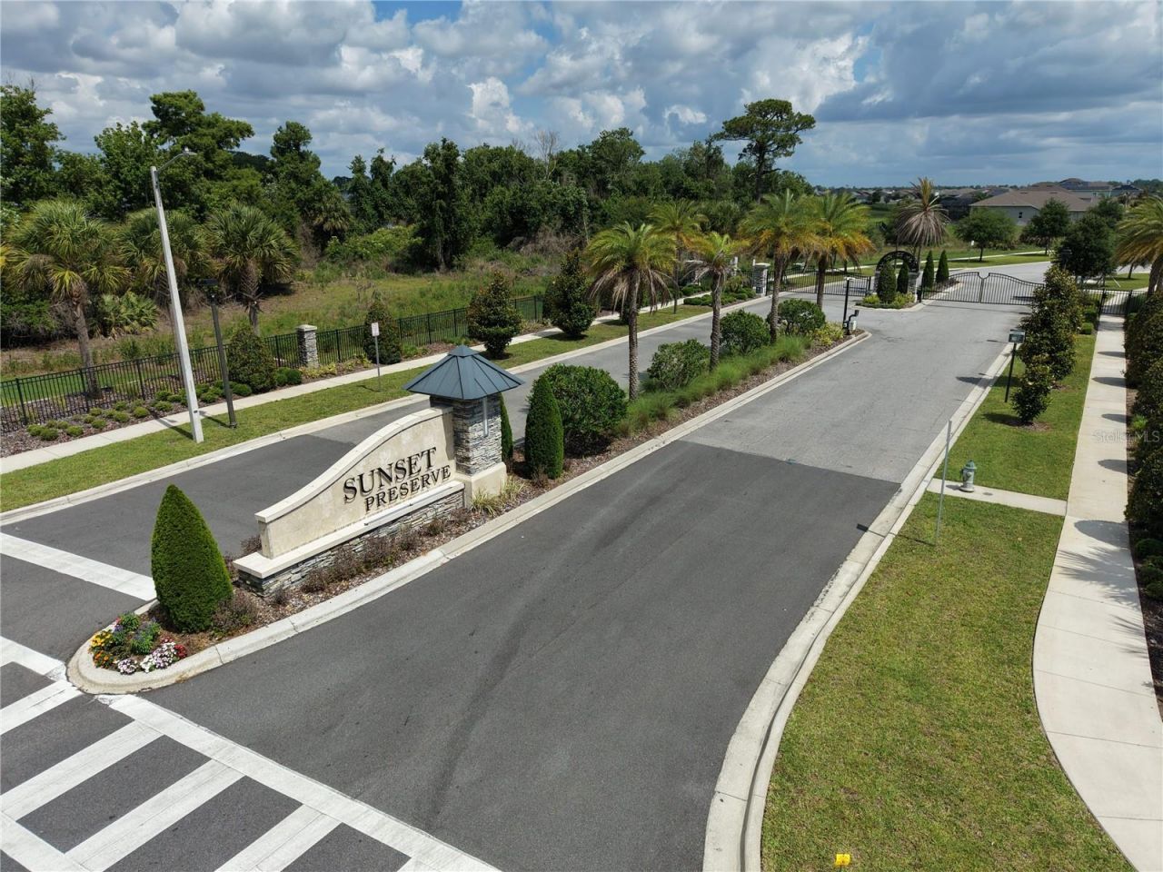 Lake Pickett Rd , Orlando, FL 32820 Photo