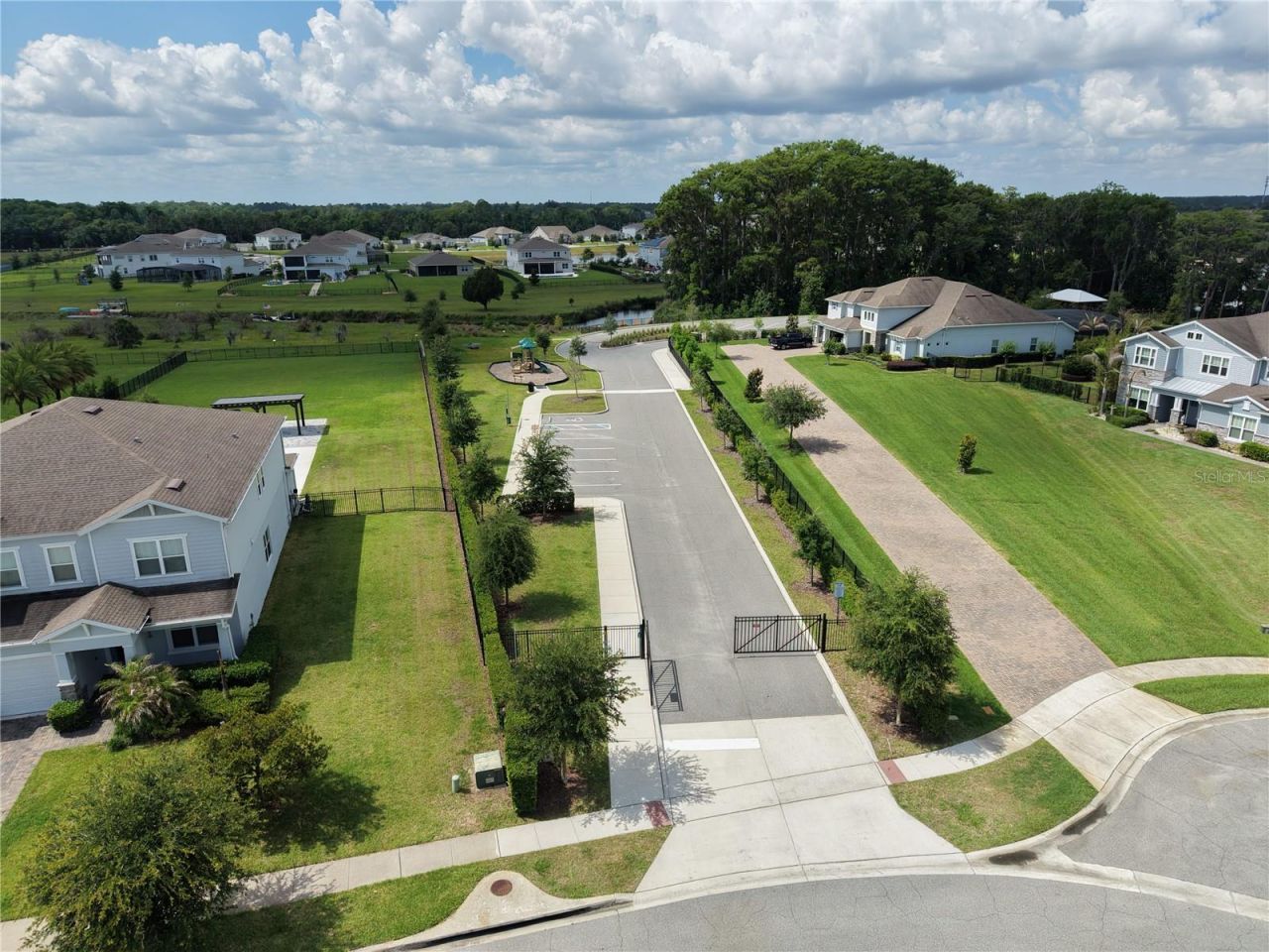 Lake Pickett Rd , Orlando, FL 32820 Photo