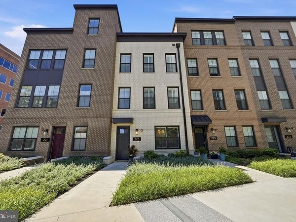 223 MONTGOMERY, ALEXANDRIA, VA 22314