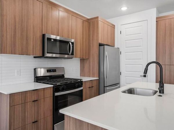 1947 W 250 N, Hurricane, UT 84737