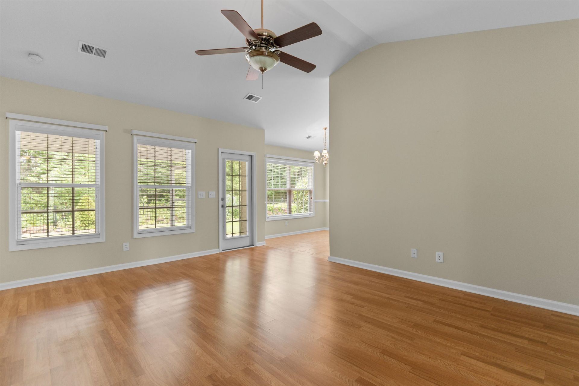 153 Myrtle Grande Dr. Photo 15