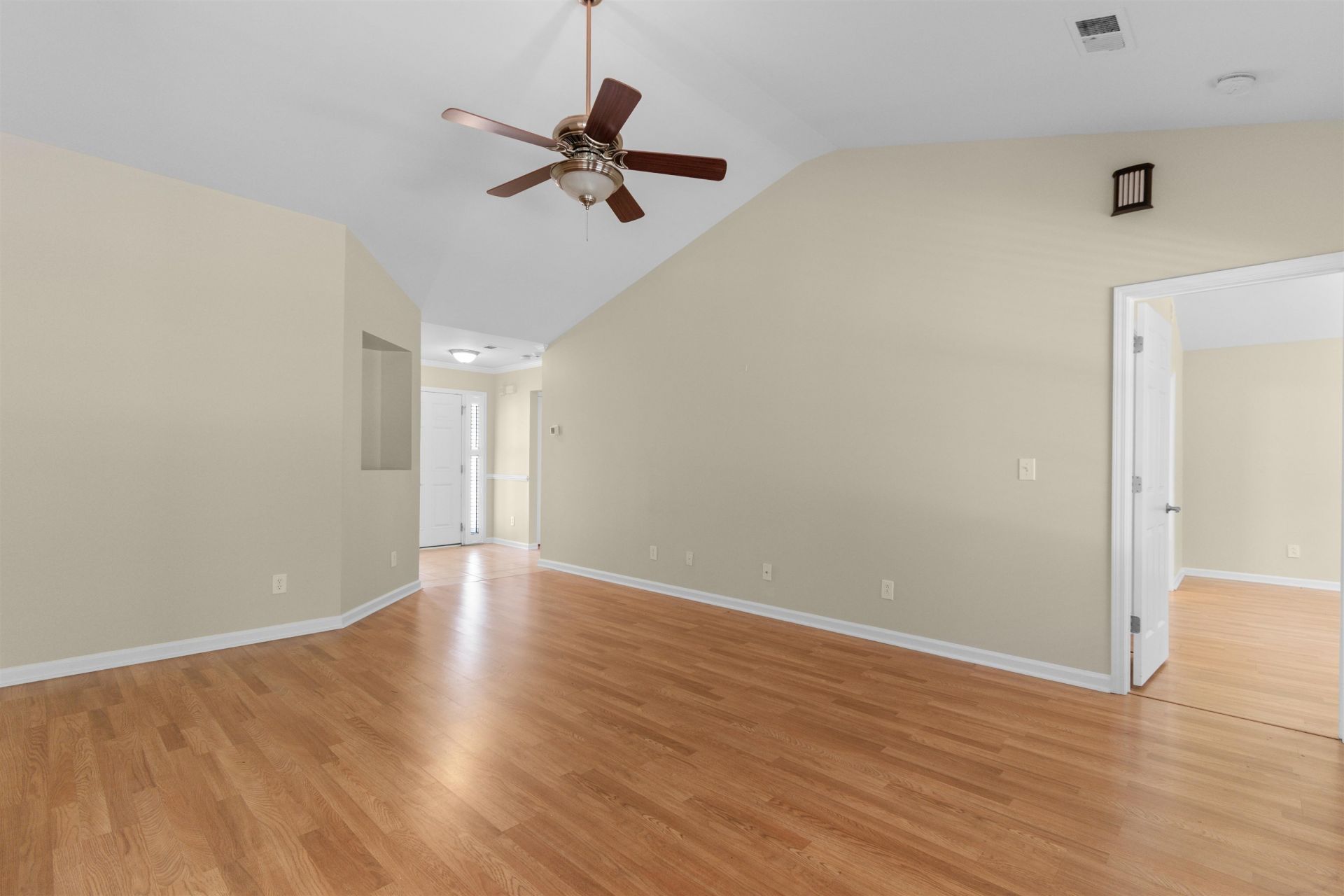 153 Myrtle Grande Dr. Photo 16