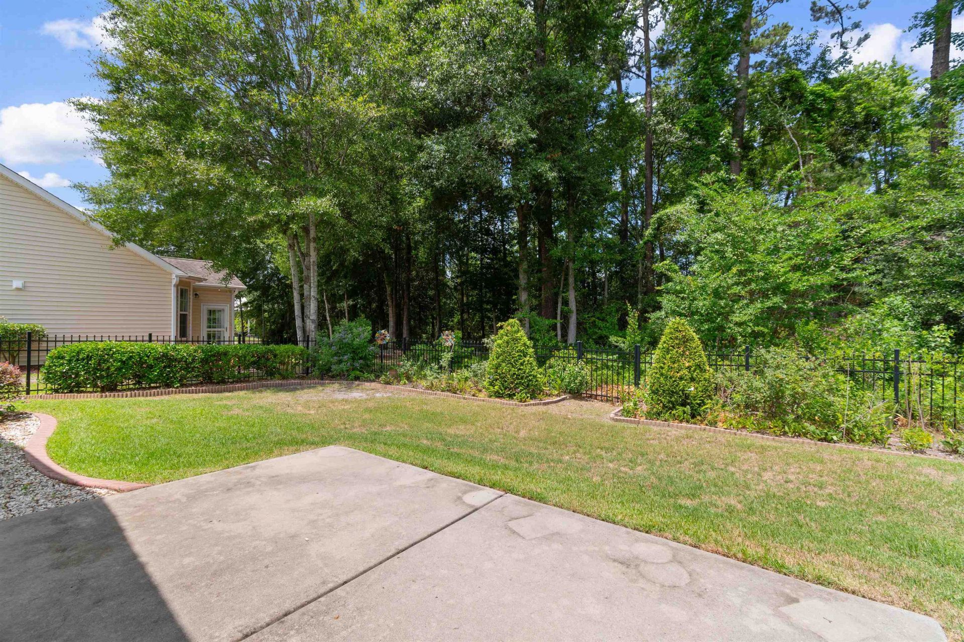 153 Myrtle Grande Dr. Photo 32