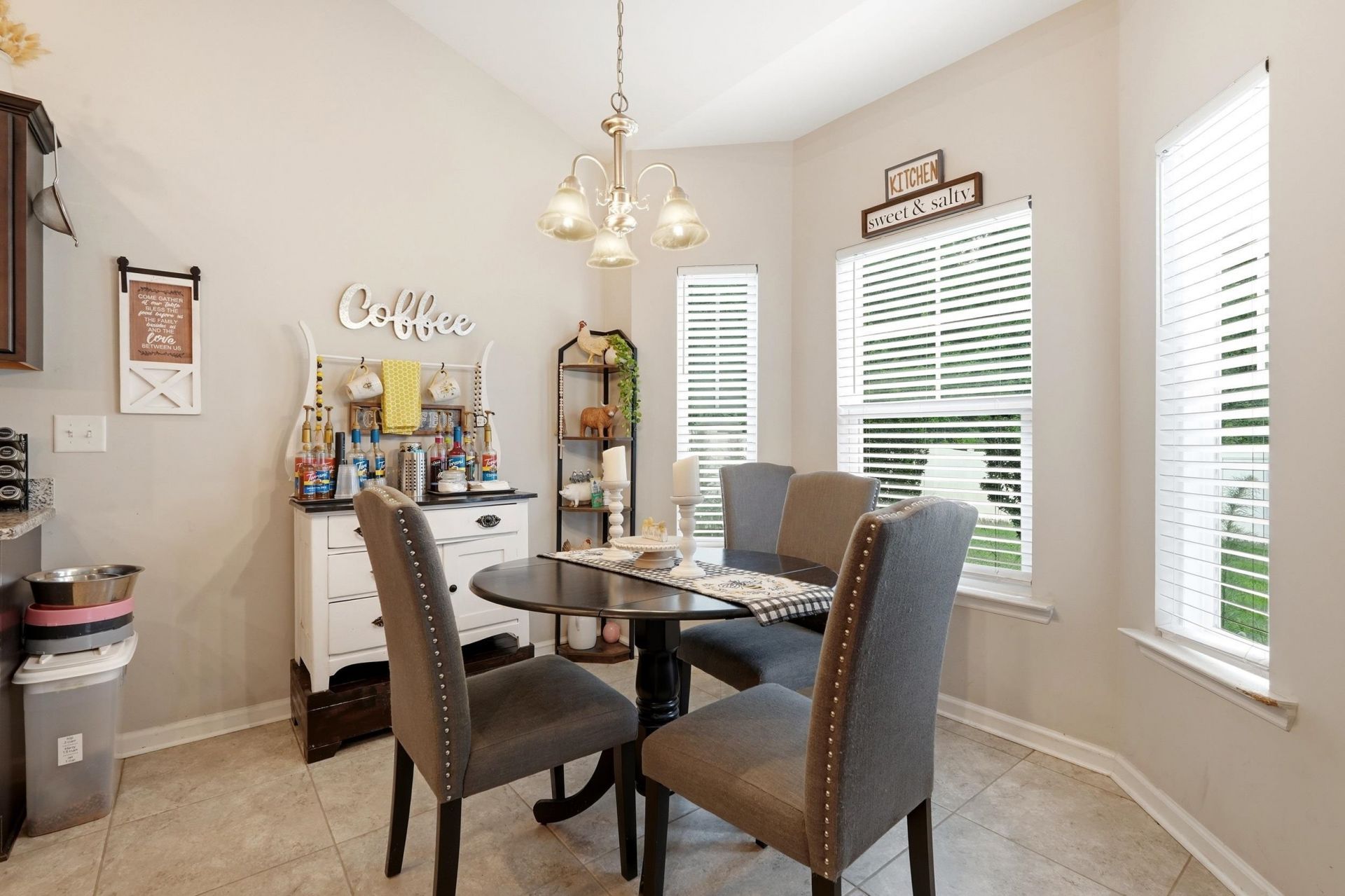 361 Shallow Cove Dr.  Photo 8