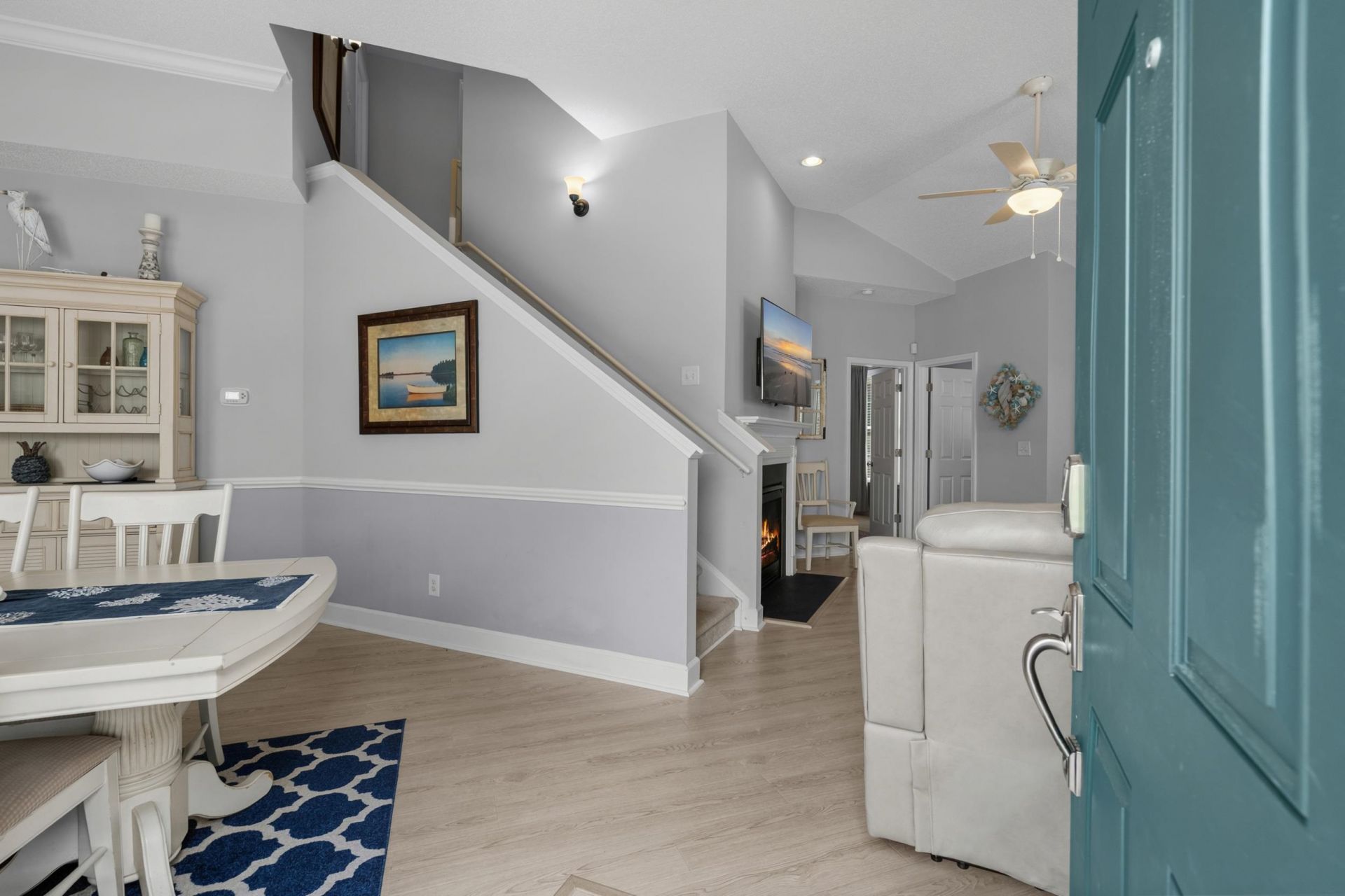 6095 Catalina Dr. Photo 18