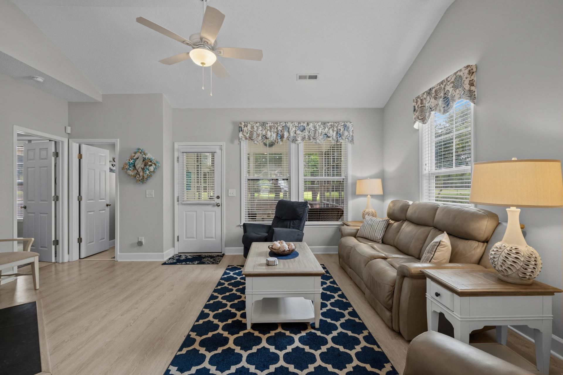 6095 Catalina Dr. Photo 20