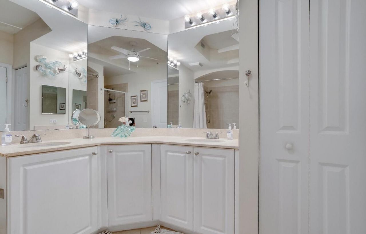 1690 Renaissance Commons Boulevard, Unit 1404, Boynton Beach, FL 33426 Photo