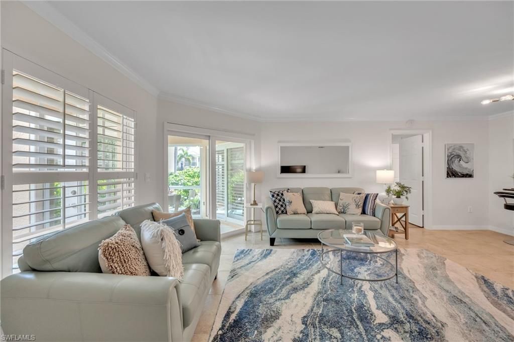 5633 Turtle Bay Dr, Unit 37, Naples, FL 34108 Photo