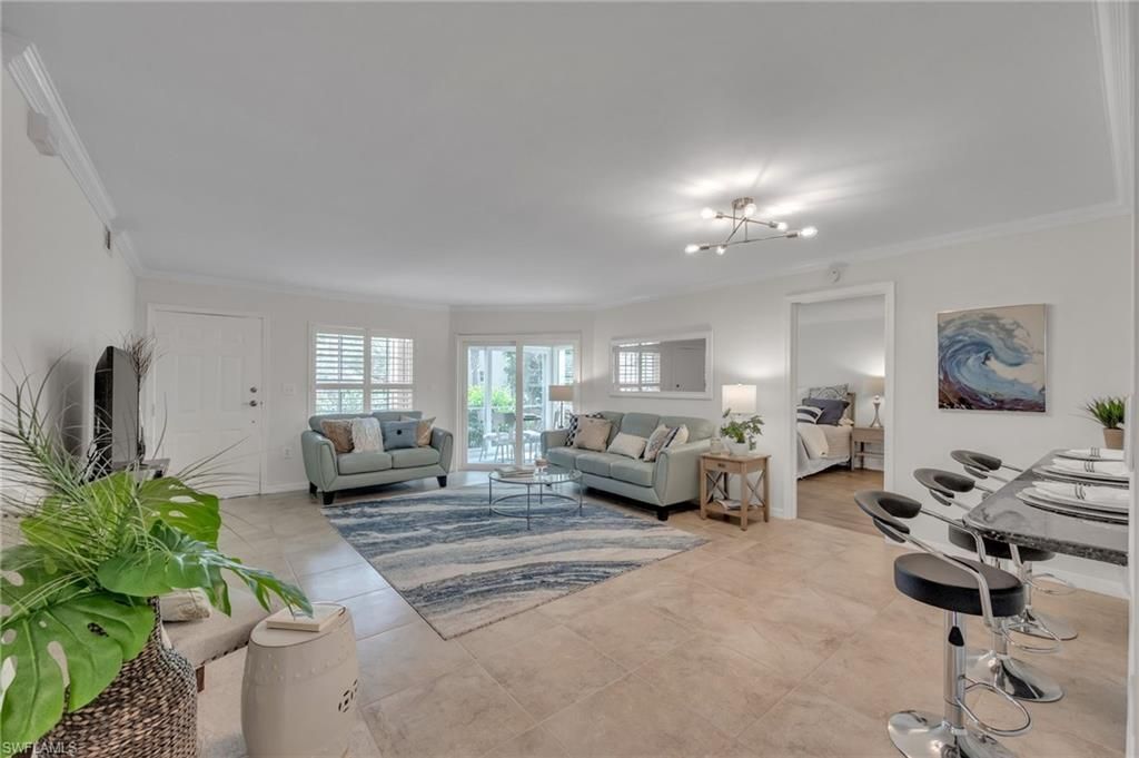 5633 Turtle Bay Dr, Unit 37, Naples, FL 34108 Photo
