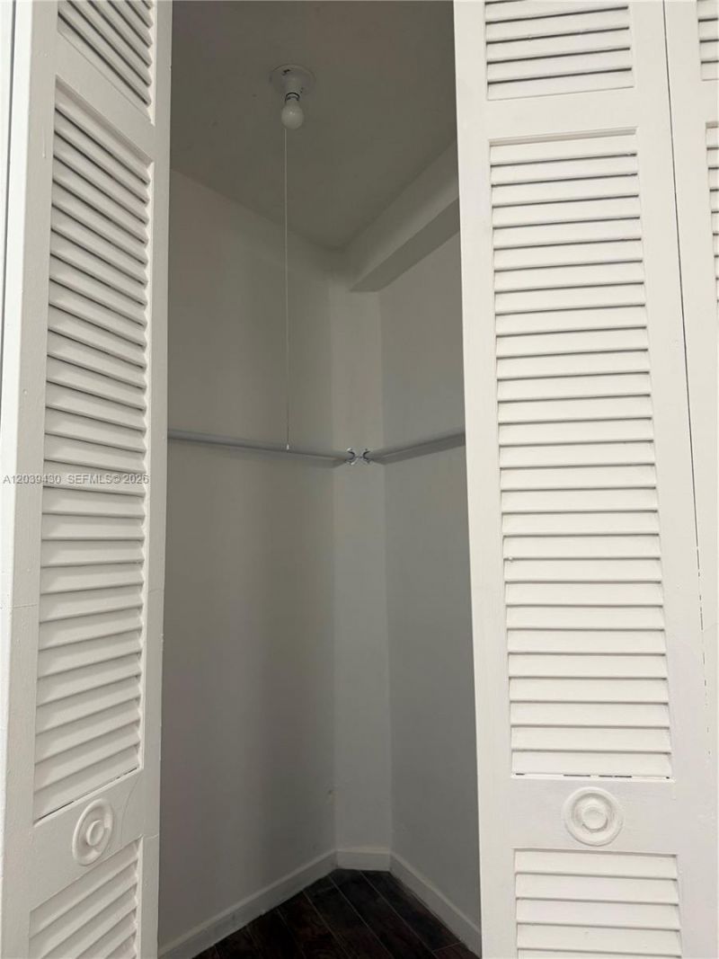 1667 NE Miami Gardens Dr , Unit 145, Miami, FL 33179 Photo
