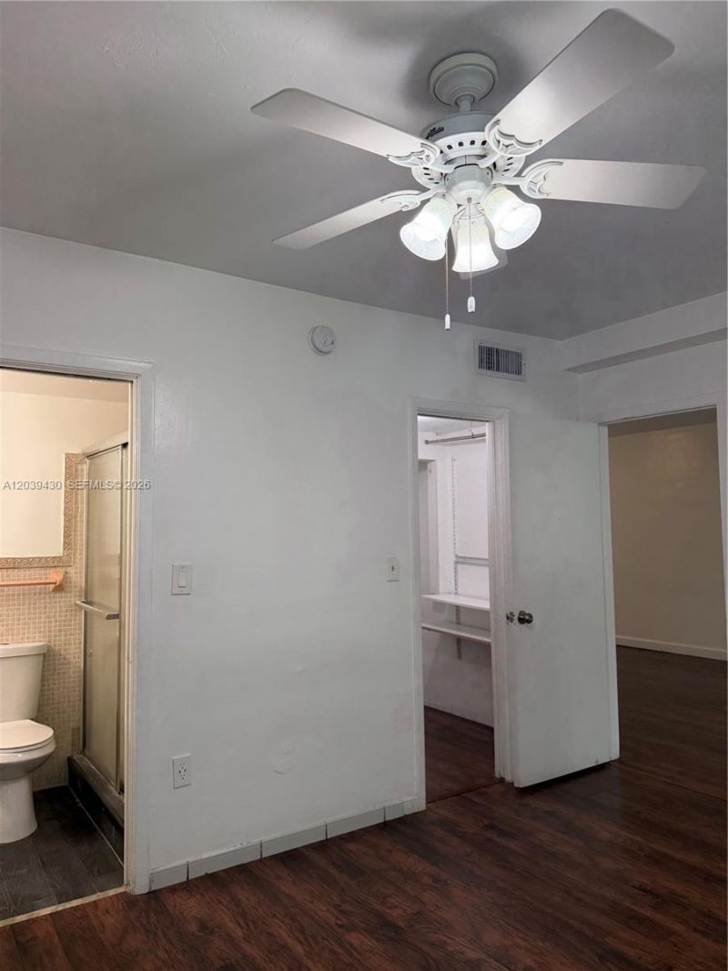 1667 NE Miami Gardens Dr , Unit 145, Miami, FL 33179 Photo