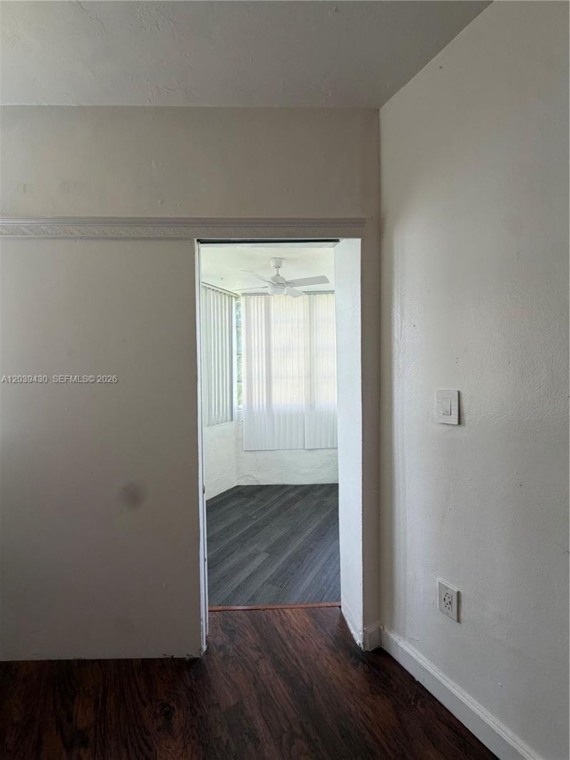 1667 NE Miami Gardens Dr , Unit 145, Miami, FL 33179 Photo