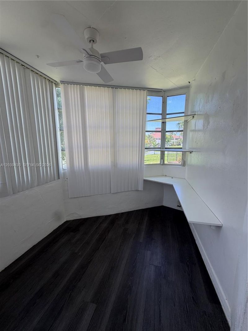 1667 NE Miami Gardens Dr , Unit 145, Miami, FL 33179 Photo