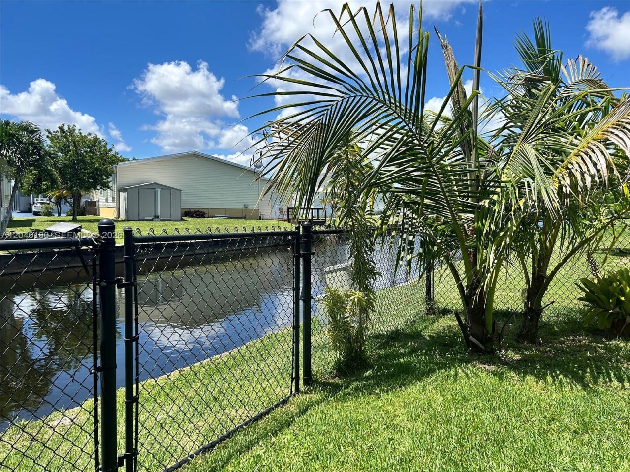 2341 SW 84th Ave, Davie, FL 33324 Photo