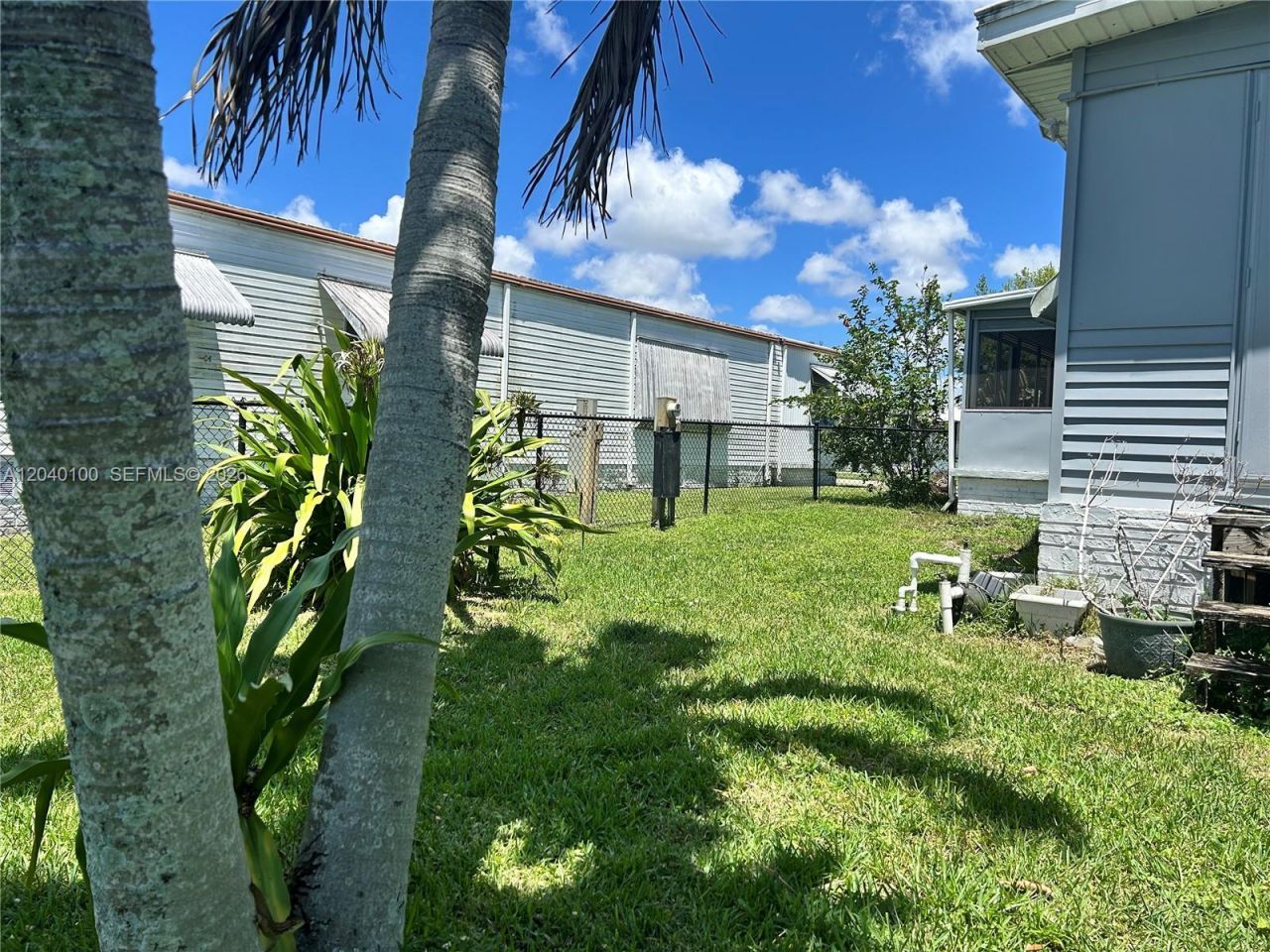 2341 SW 84th Ave, Davie, FL 33324 Photo