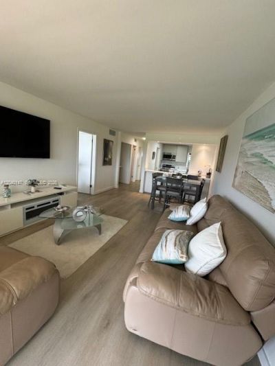 8900 Washington Blvd , Unit 304A, Pembroke Pines, FL 33025 Photo