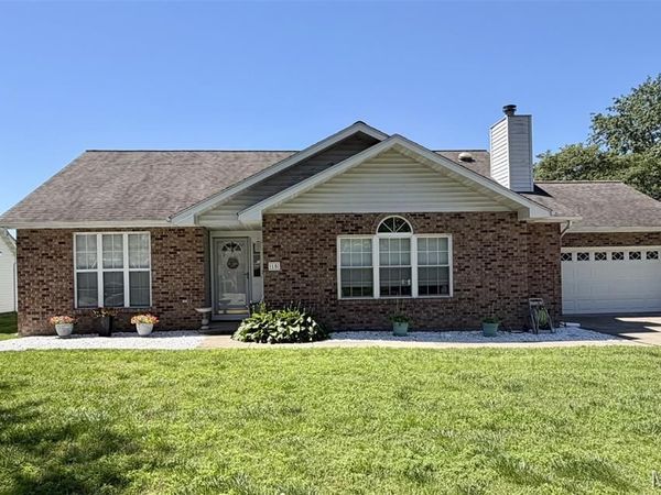 15 Michelle Drive , Mascoutah, IL 62258