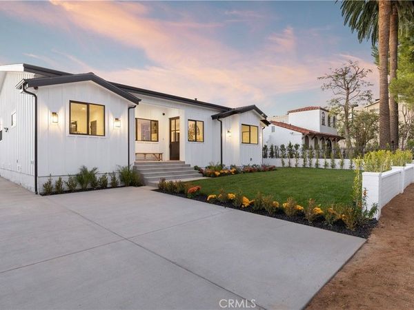 5537 Sunnyslope Avenue , Sherman Oaks, CA 91401