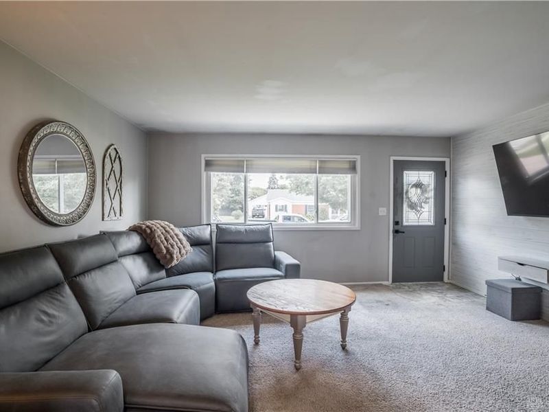 133 Hartman Avenue, Tipp City, OH 45371 Photo 5
