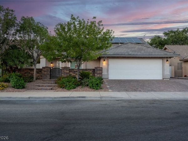 818 Manor Shores Road, Henderson, NV 89002