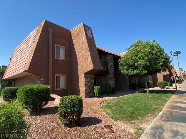5221 River Glen Drive , Unit 195, Las Vegas, NV 89103