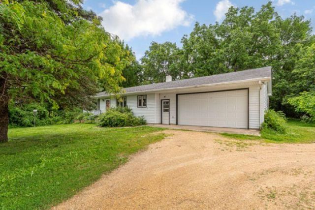 52621 Valley View Circle , Mankato, MN 56003
